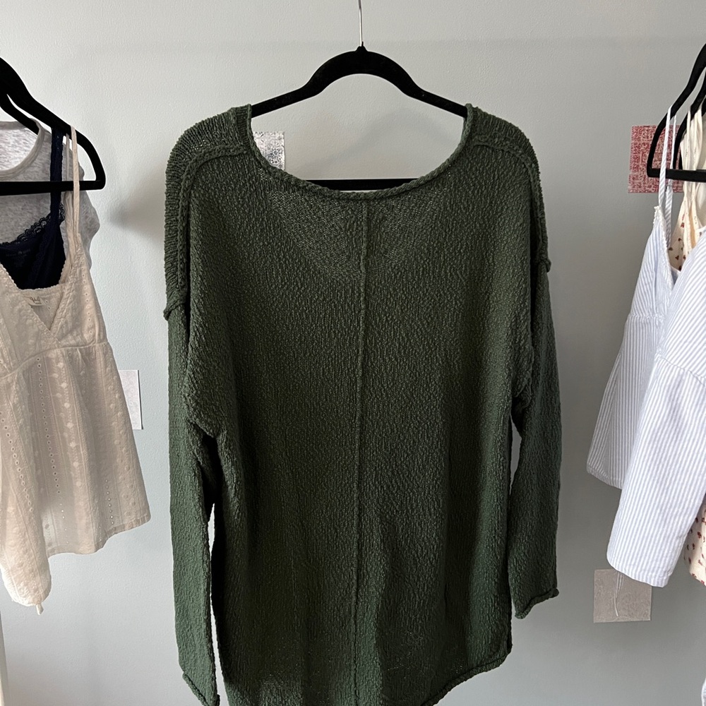 Aerie forest green wide neck sweater - Picture 2 of 3